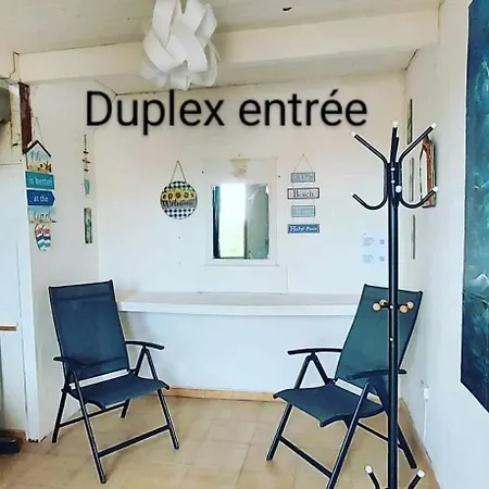 Propriete Pour 16 Personnes, 3 Logements, Draps Et Serviettes Non Fournis Propiedad 16 Personas, 3 Alojamientos, Sabanas Y Toallas No Incluidas For 16 People, 3 Accommodations, Sheets And Towels Not Provided *