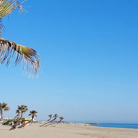 Propriete Pour 16 Personnes, 3 Logements, Draps Et Serviettes Non Fournis Propiedad 16 Personas, 3 Alojamientos, Sabanas Y Toallas No Incluidas For 16 People, 3 Accommodations, Sheets And Towels Not Provided