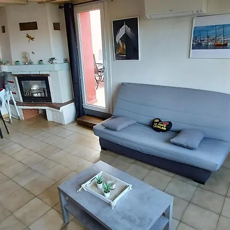 Apartment Propriete Pour 16 Personnes, 3 Logements, Draps Et Serviettes Non Fournis Propiedad 16 Personas, 3 Alojamientos, Sabanas Y Toallas No Incluidas For 16 People, 3 Accommodations, Sheets And Towels Not Provided *