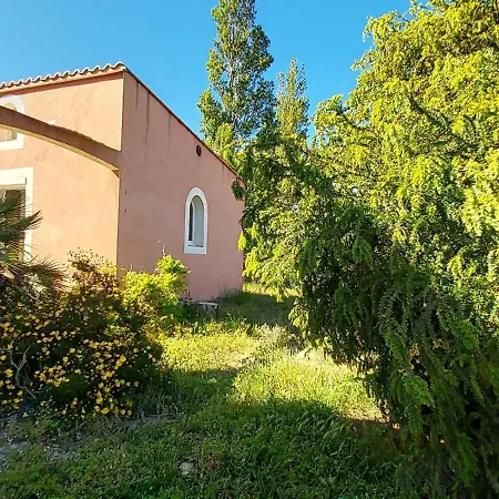 Propriete Pour 16 Personnes, 3 Logements, Draps Et Serviettes Non Fournis Propiedad 16 Personas, 3 Alojamientos, Sabanas Y Toallas No Incluidas For 16 People, 3 Accommodations, Sheets And Towels Not Provided * Le Barcares